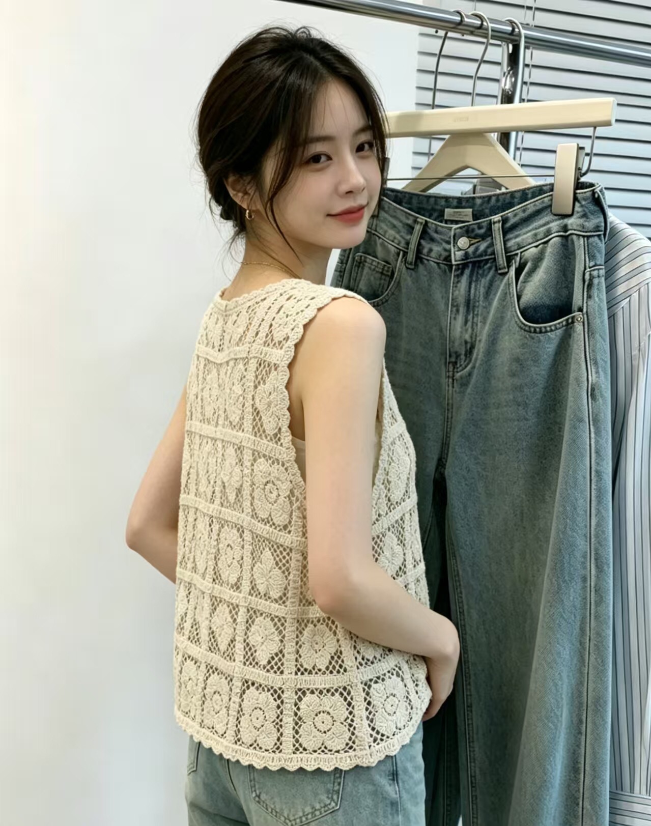 있음 선적 한국 chic 새로운 한국 스타일 자수 홀로우 아웃 디자인 몸매 가꾸기 라운드 넥 다용도 조끼 세트