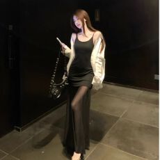 批发白色网纱拼接吊带<b class='q'>连衣裙</b>女装夏设计感修身长裙收腰<b class='q'>包臀</b>裙