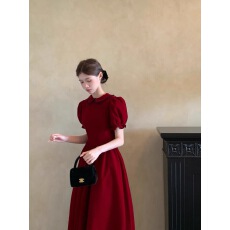 批发丝绒礼物 后背细节设计感加厚丝绒长款显瘦泡泡袖<b class='q'>连衣裙</b>女