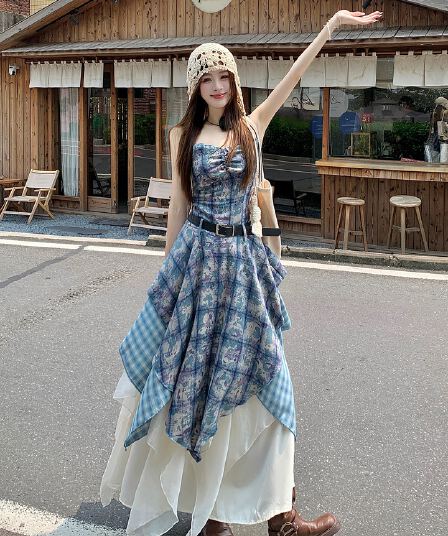 체크무늬 프린트 슬립 드레스 스택 착용 불규칙 프릴 운남 삼아 관광 착용 가져 가라. 세트 드레스