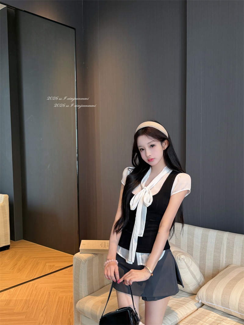 실사 반팔 셔츠 여자 2026 새로운 튀김 거리 Chic 아름다운 작은 셔츠 쉬폰 톱 여성 화이트 셔츠