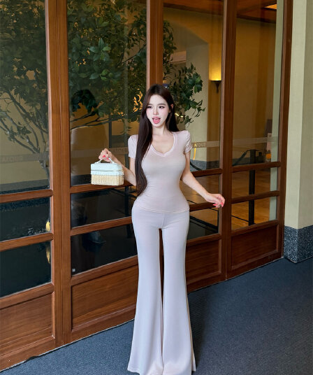 실사 라이 경기 서울 산소 티셔츠 반팔 맨위 여성 여름 2026 년 새로운 캐주얼 바지 투피스 세트