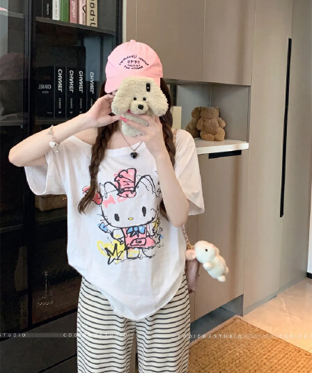 실사 귀여운 낙서 t 오프숄더 프린트 반소매 티셔츠 여성 루즈핏 한 부서 느긋한 느슨함 센스 비스듬한 어깨 의류