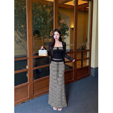 批发实拍 条纹休闲套装女2026夏季新款长袖开衫抹胸半身裙女三件套