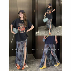 批发复古格纹<b class='q'>印花</b>雪纺开叉半身裙+ 美式卡通字母<b class='q'>印花</b>圆领短袖T恤T<b class='q'>套装</b>