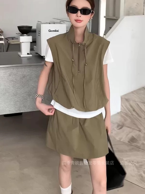 2026 여름 새로운 한국 스타일 패션 스탠드 칼라 페이크 레이어드 반팔 맨위 여성 치마바지 루즈핏 캐주얼 투피스 슈트