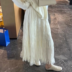 批发2026新款秋季韩系巨好看的白色网纱半身裙女温柔风气质<b class='q'>百搭</b>长裙子