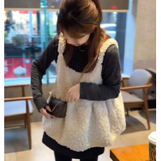 批发2026设计感冬日氛围感叠穿神器毛毛<b class='q'>吊带</b>马甲背心