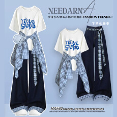 时尚套装#字母印花宽松圆领短袖搭薄款格子衬衫搭格子拼接牛仔裤