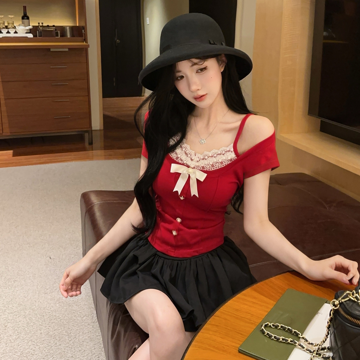 정가 섹시함 순수한 욕망 핫걸 반팔 티셔츠 페이크 레이어드 레이스 레이스 나비 매듭 허리 수축 슬림해 보이는 슬립 맨위