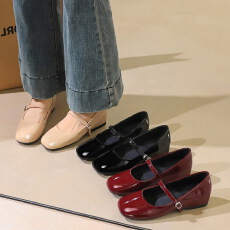 批发通勤女鞋一字带玛丽珍鞋浅口百搭内增高芭蕾舞复古风漆皮单鞋