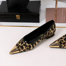 法式简约气质单鞋女金属尖头绸缎百搭平底浅口豹纹通勤晚晚鞋