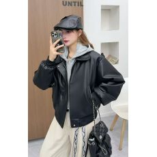 批发冬季假两件保暖连帽<b class='q'>皮衣</b>外套女韩版复古宽松pu皮机车夹克上衣