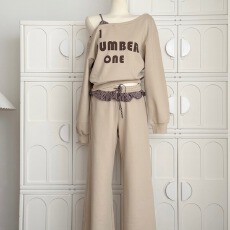 批发曼巴棉 复古长袖斜肩印花卫衣高腰拼接<b class='q'>条纹</b>阔腿休闲<b class='q'>裤</b>女秋季套装