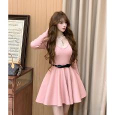 批发大码女装法式V领轻奢显瘦气质时尚针织长袖连衣裙