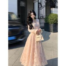 批发<b class='q'>大码</b>女装法式纯欲v领蕾丝加绒连衣裙收腰千金风蓬蓬裙