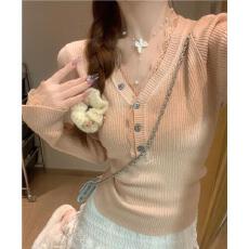 批发大码女装纯欲v领蕾丝拼接打底衫<b class='q'>秋</b>冬法式内搭针织衫上衣