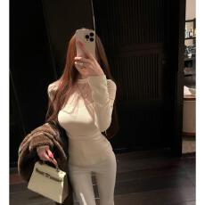 批发大码女装半高领微透针织衫秋<b class='q'>冬</b>软糯修身长袖上衣