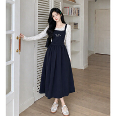 批发大码女装韩系收腰显瘦气质甜美风碎花长袖T+背带裙