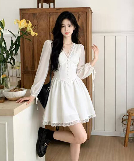빅 사이즈 여성 의류 프랑스식 달콤한 매운맛 바람 허리 수축 슬림해 보이는 품격 레이스 긴팔 점프 슈트 치마