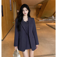 批发大码<b class='q'>女</b>装御姐秋季小香风气质显瘦西装外套三件套装