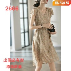 批发外贸原单意大利女装余单出口法国欧货<b class='q'>桑蚕丝</b>碎花v领雪纺<b class='q'>连衣裙</b>夏