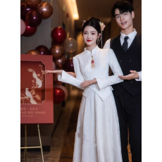 批发中式复古敬酒服2025秋季<b class='q'>新娘</b>回门订婚领证聚会女<b class='q'>旗袍</b>秀禾服嫁衣