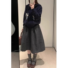 批发灰色星空纹毛呢中长款花苞裙高级感韩系呢料半身裙miu系<b class='q'>显瘦</b>a字裙