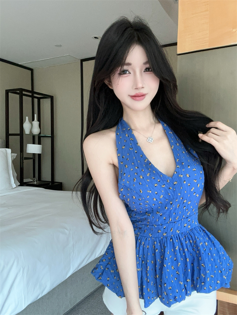 실사 정가 분위기 센스 파란색 꽃무늬 V넥 레이스업 행침 목 몸매 가꾸기 슬립 꽃밭 맨위 벨트 가슴 패드