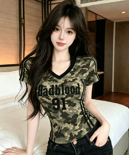 실사 정가 여름 새로운 카모플라주 V넥 반팔 아메리칸 핫걸 몸매 가꾸기 반팔 티셔츠