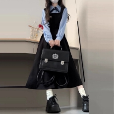 批发2025新款<b class='q'>黑色</b>假两件长袖<b class='q'>连衣裙</b>小个子女装早秋季穿搭超火吊带长裙