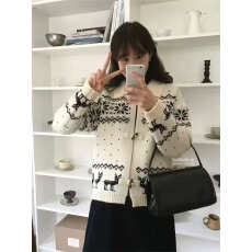 批发chic<b class='q'>韩国</b>复古学院风减龄牛角扣针织撞色提花厚实保暖外套毛衣