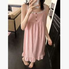 批发新款韩版少女蕾丝边公主风云朵棉吊带睡裙宽松舒适女士睡衣家居服