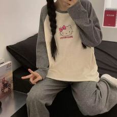 批发1076少女可爱卡通春秋圆领舒适可外穿女士长袖<b class='q'>上衣</b>长裤家居服套装