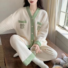 批发睡衣女款春秋冬季纯棉长袖加厚夹层家居服卡通夹棉空气棉+2件套装