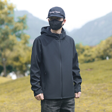 批发跨境<b class='q'>春</b>秋冬新款夹克男连帽三防休闲大口袋软壳冲锋衣男女同款外套