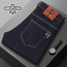 批发GOUOI小蜜蜂冬厚款男牛仔裤<b class='q'>高端</b>绣花弹力修身小直筒高档男装长裤