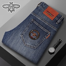 批发GOUOI小蜜蜂秋冬款男牛仔裤<b class='q'>高端</b>绣花弹力修身小直筒高档剌绣长裤