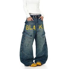 批发美式复古解构多口袋弯刀<b class='q'>牛仔裤</b>男女字母印花宽松阔腿裤