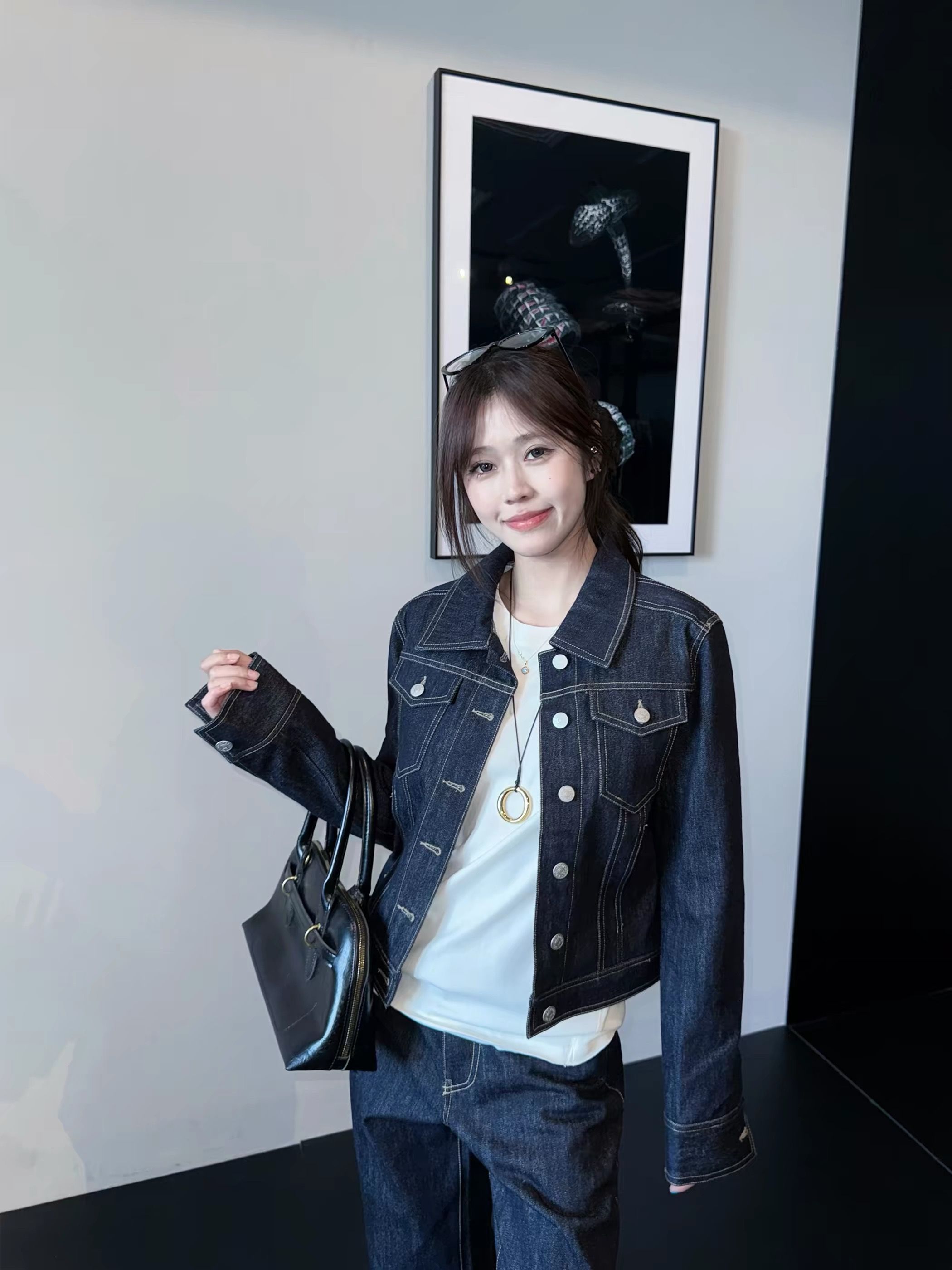 한 부서 고유 한 슈퍼 잘 생긴 원본 암소 색상 쇼트 스타일 카우보이 바깥 세트 여성 2026 새로운 가을 긍정적 인 어깨 재킷 오픈 가디건