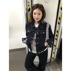 批发高级感深蓝色短款<b class='q'>牛仔</b>外套女2026春秋季新款明线设计<b class='q'>夹克</b>长袖上衣