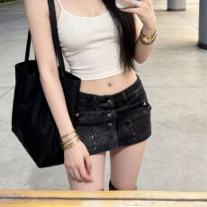 批发美式复古磨破烫钻低腰<b class='q'>牛仔</b>短裙<b class='q'>女</b>夏季辣妹设计感<b class='q'>牛仔</b>包臀短裙裤