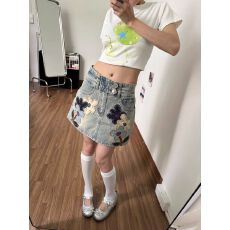 批发趣味花朵贴布刺绣牛仔<b class='q'>半身裙</b>女夏季新款设计感水洗a字裙裤短裙子
