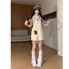批发奶甜系小猫星星印花牛仔<b class='q'>背带裤</b>女夏季宽松减龄可爱小个子阔腿短裤