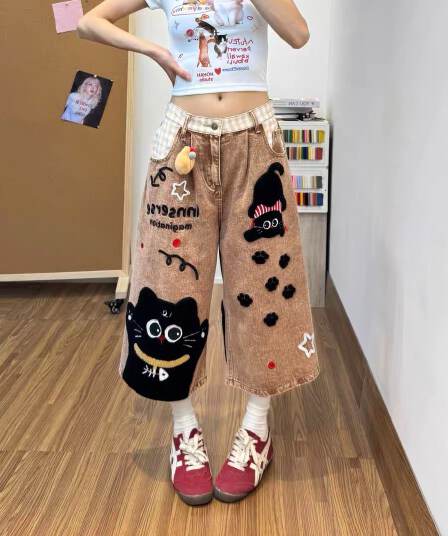 만화 고양이 수건 자수 데님 7부 바지 여자 2026 여름 새로운 트렌드 루즈핏 넓은 다리가 짧다. 바지