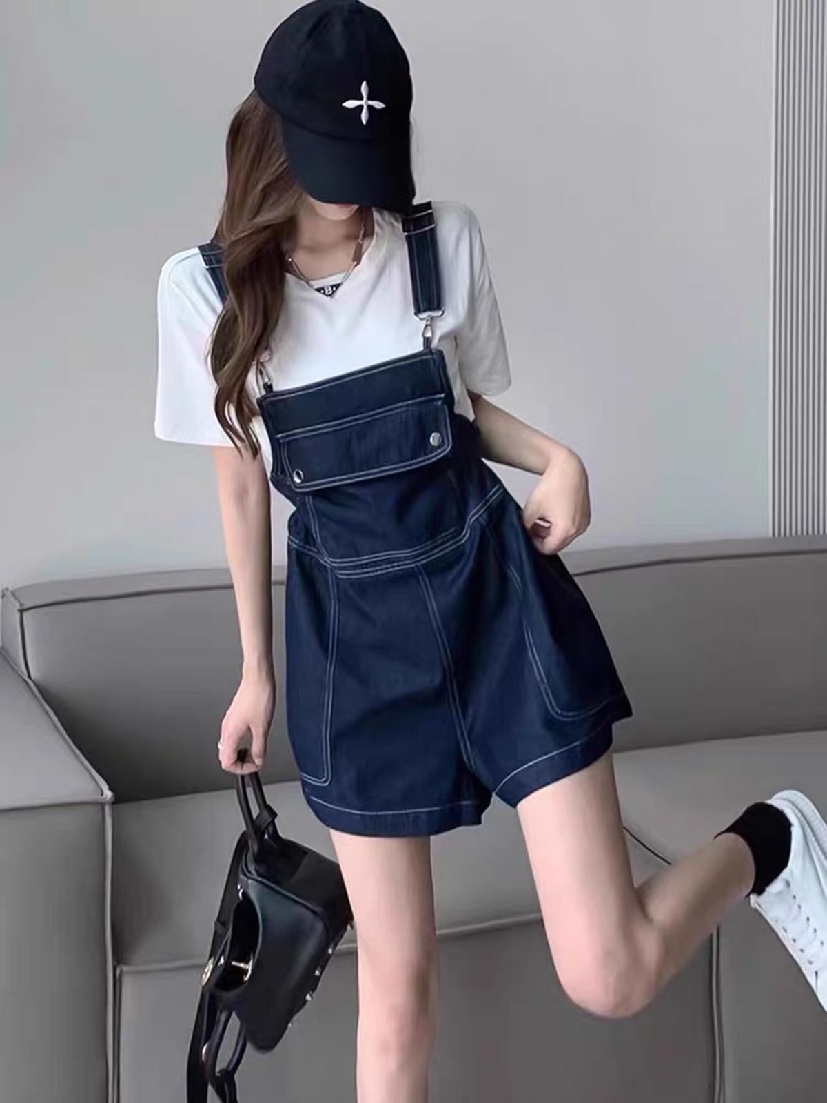 레트로 연령 감소 진한 파란색 데님 멜빵 바지 반바지 여성 2026 여름 새로운 외국 가스 다용도 슬립 올인원 바지