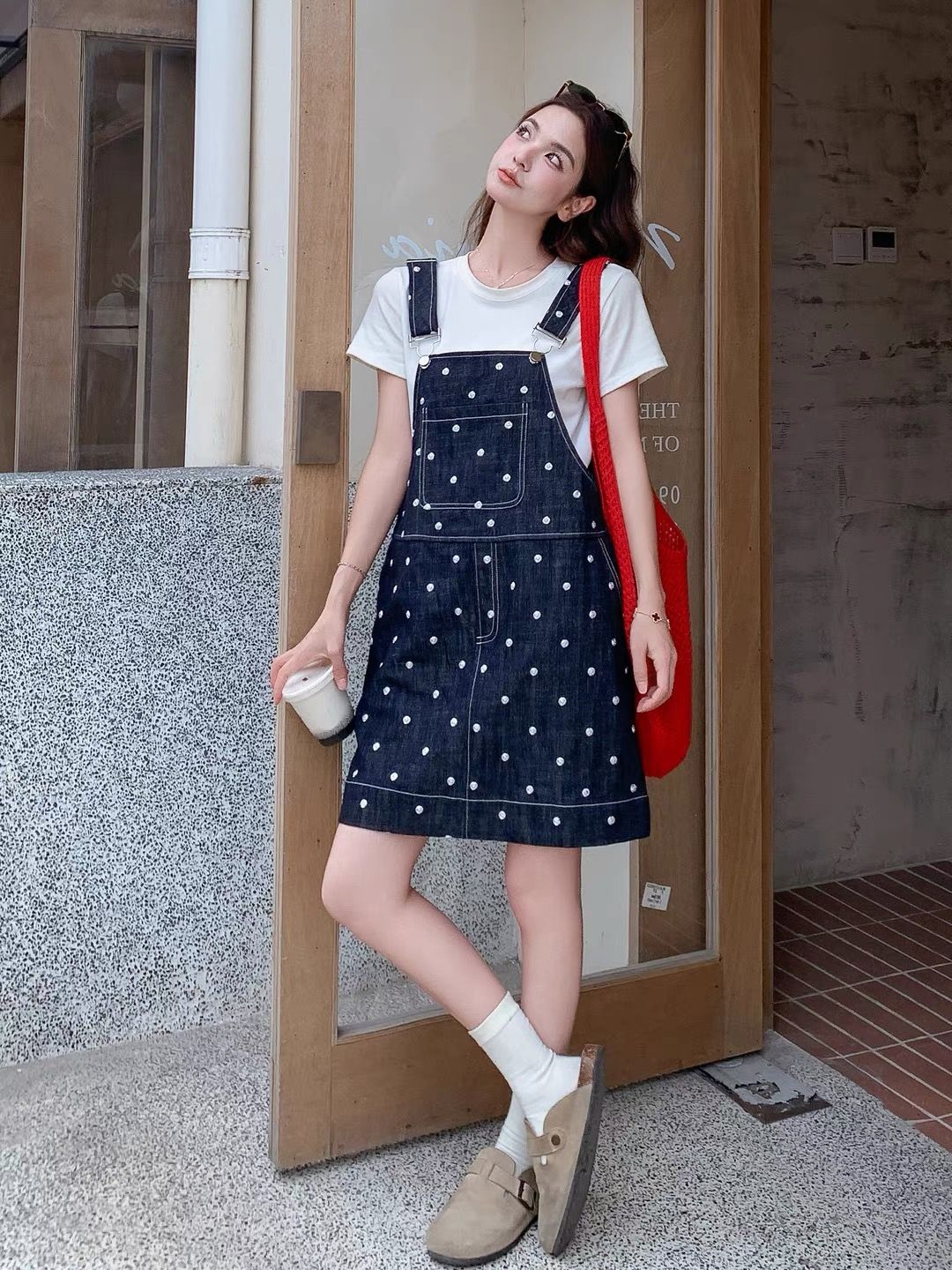 夏季新款青春活力时尚裙子波点减龄直筒短款牛仔背带连衣裙女   服裝批發女裝批發服飾貨源