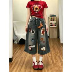 批发高腰<b class='q'>牛仔裤</b>女夏季美式复古童趣刺绣辣妹风时尚炸街阔脚宽松七分裤