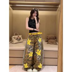 批发2026<b class='q'>夏</b>季新款美式街头星星迷彩工装裤高腰宽松阔腿裤休闲牛仔裤女