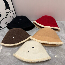 批发韩版拼色渔夫帽子女2025新款时尚潮流<b class='q'>秋</b>冬素颜百搭羊羔绒保暖盆帽